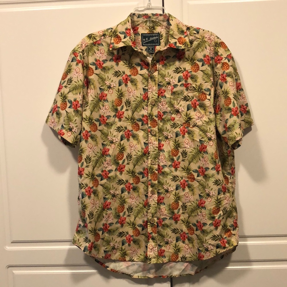 N.E. Limited Hawaiian shirt Men's Medium M vintage pineapple floral short sleeve